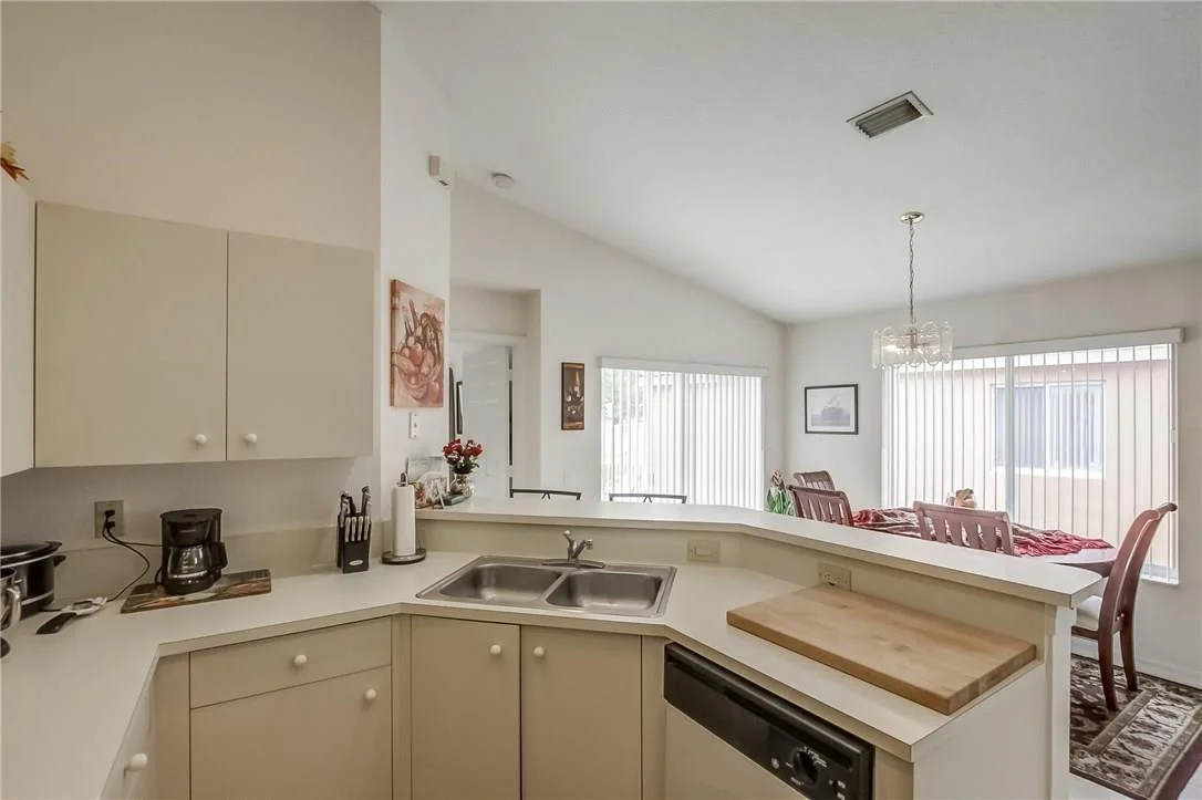 Photo of 4033 Pine Ridge Lane