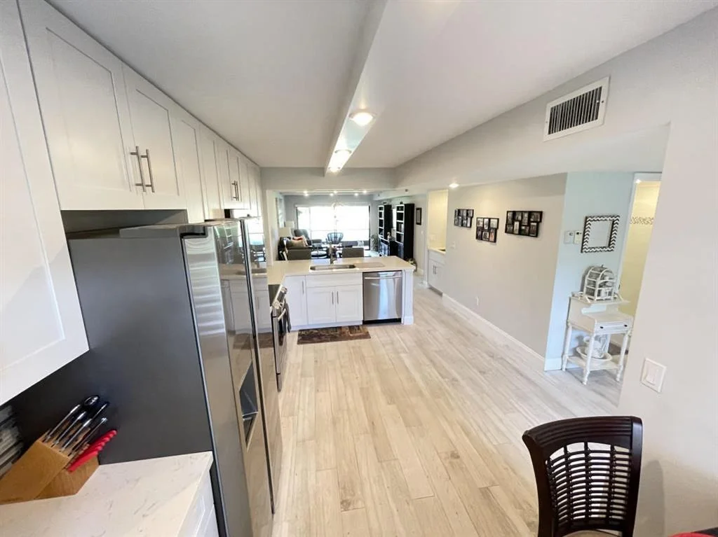 Photo of Unit F at 701 Pinecrest Circle