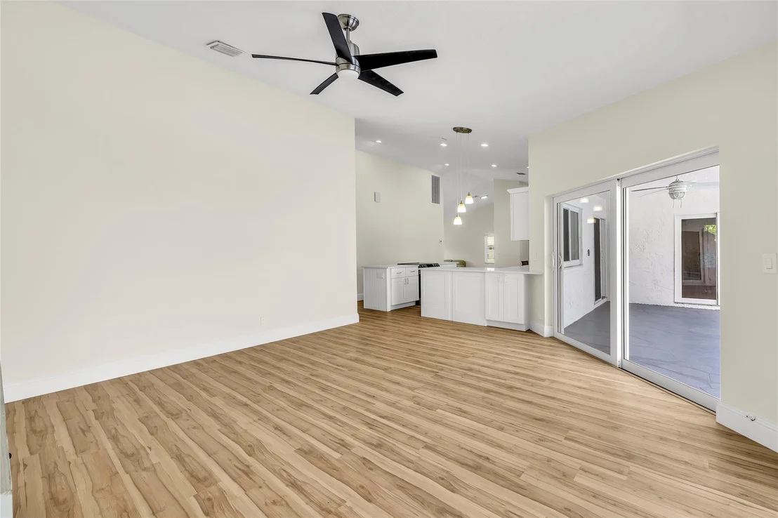 Photo of 8410 Sawpine Road