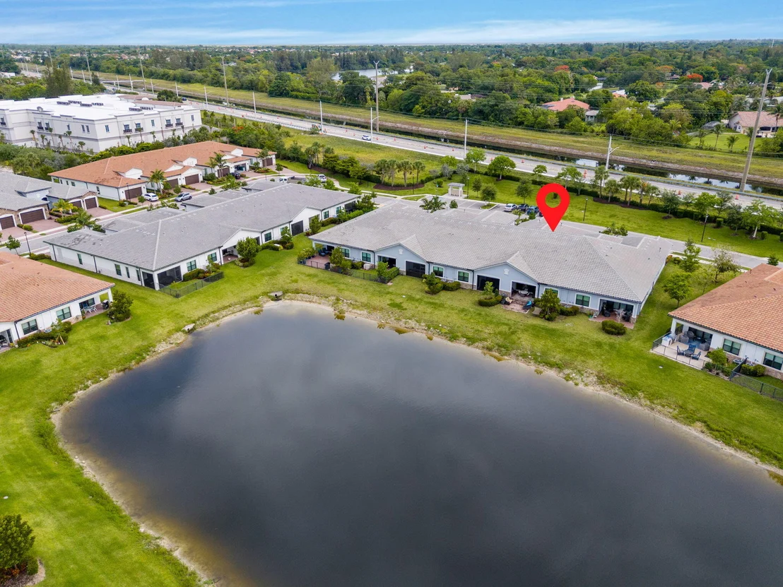 Photo of 7642 N Blue Spring Drive
