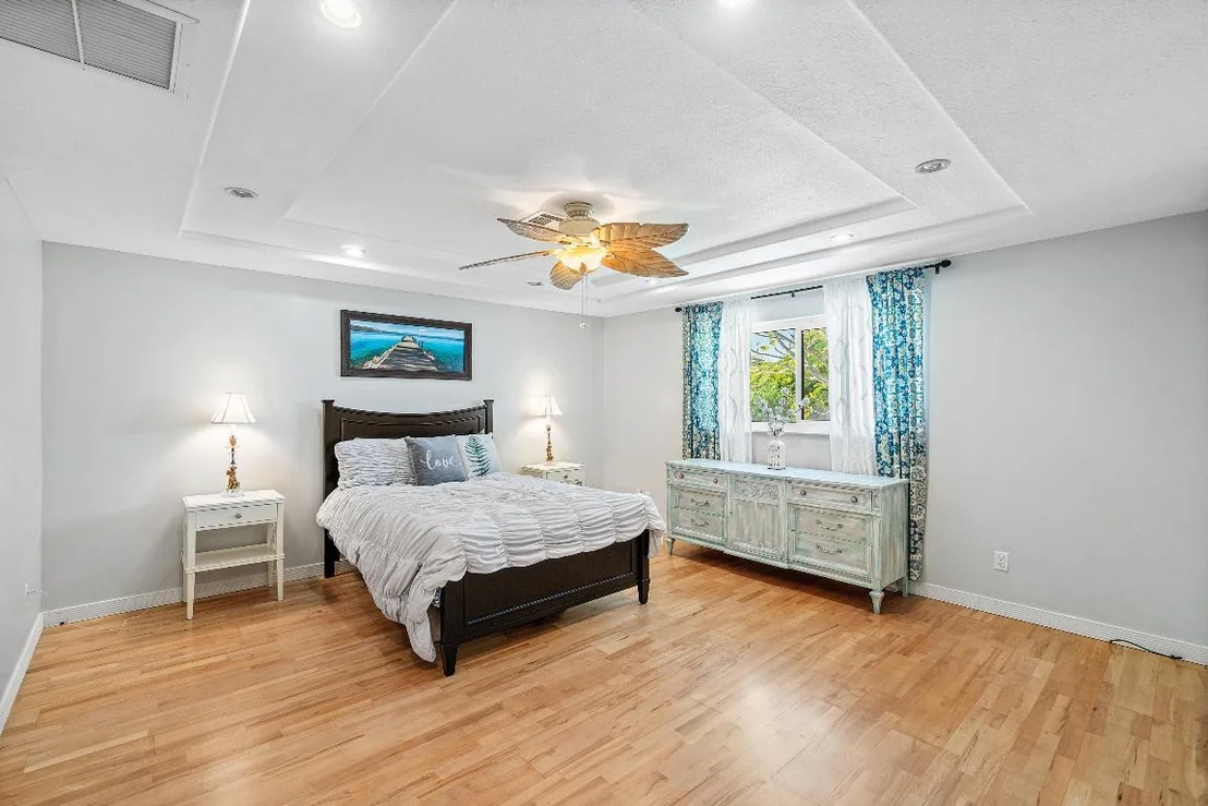 Photo of 1108 Petrel Road