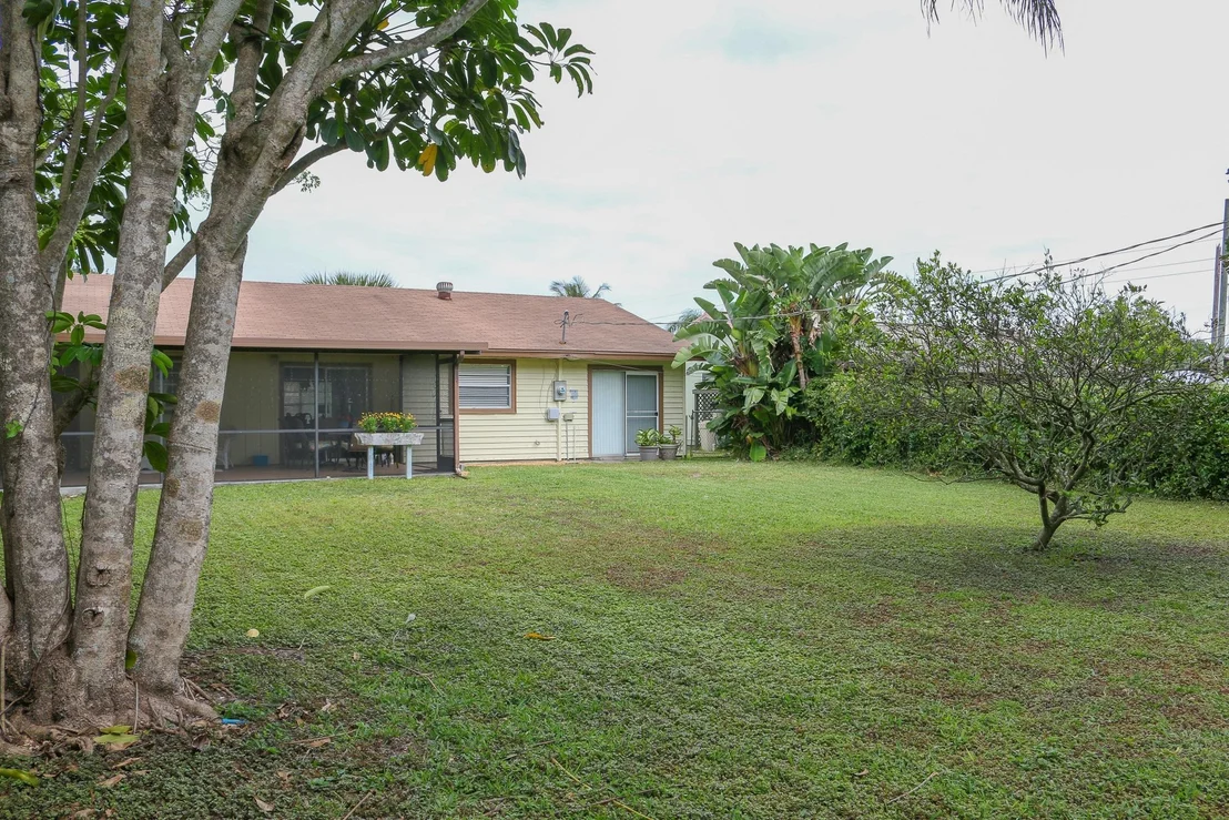 Photo of 3038 SE Orchid Street