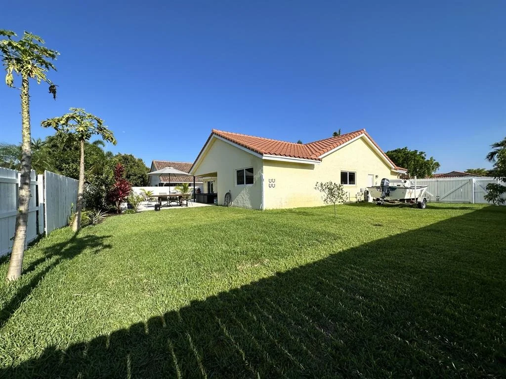 Photo of 455 Seneca Lane