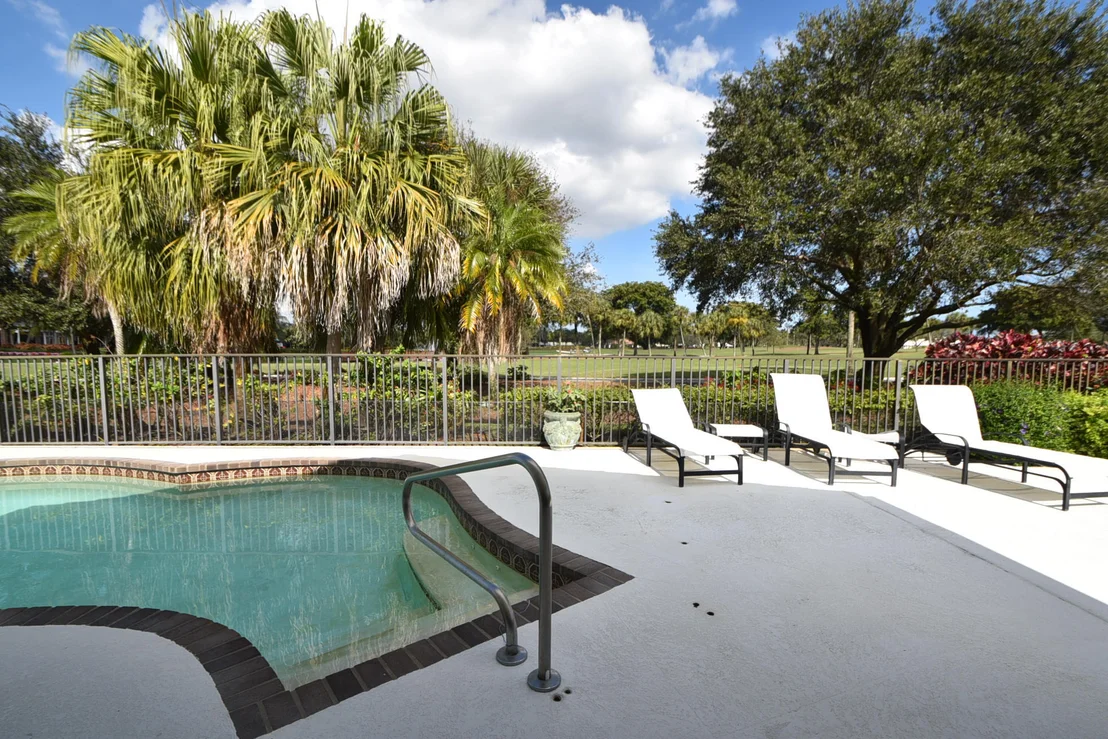 Photo of 4573 White Cedar Lane