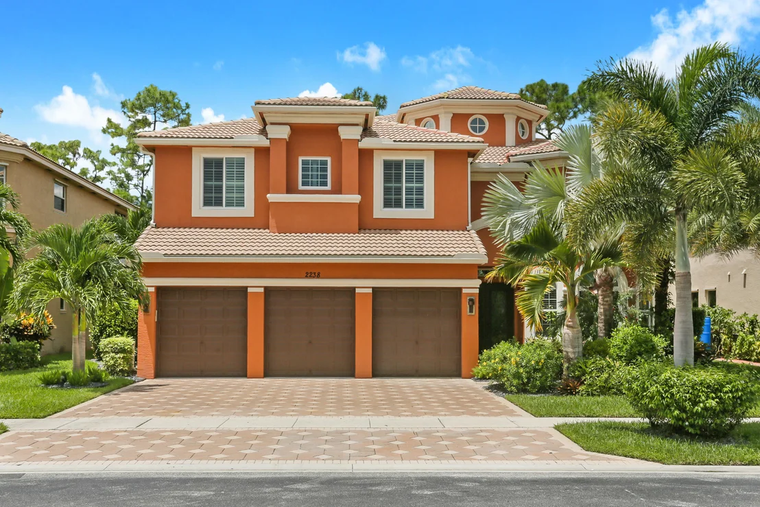 Photo of 2238 Ridgewood Circle