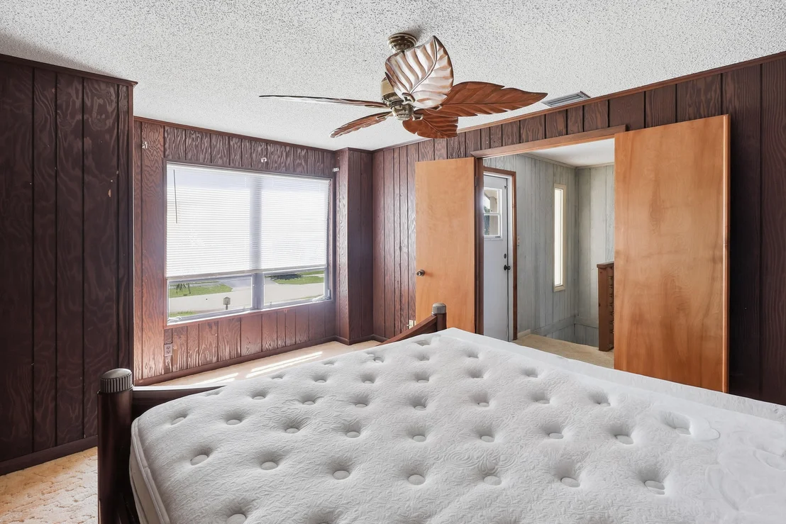 Photo of 596 Greenwood Drive