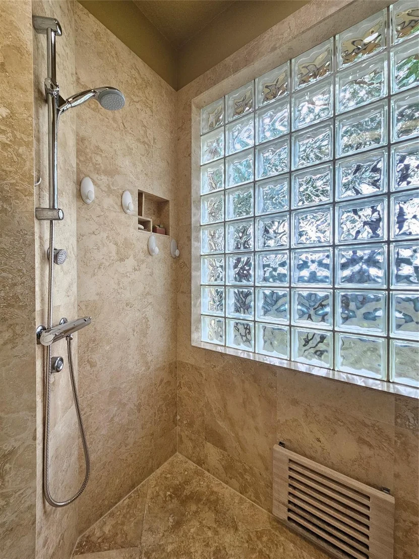 Photo of 8098 Bellafiore Way
