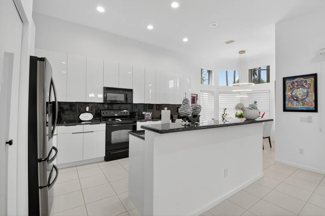 Photo of 7236 Maple Ridge Trail