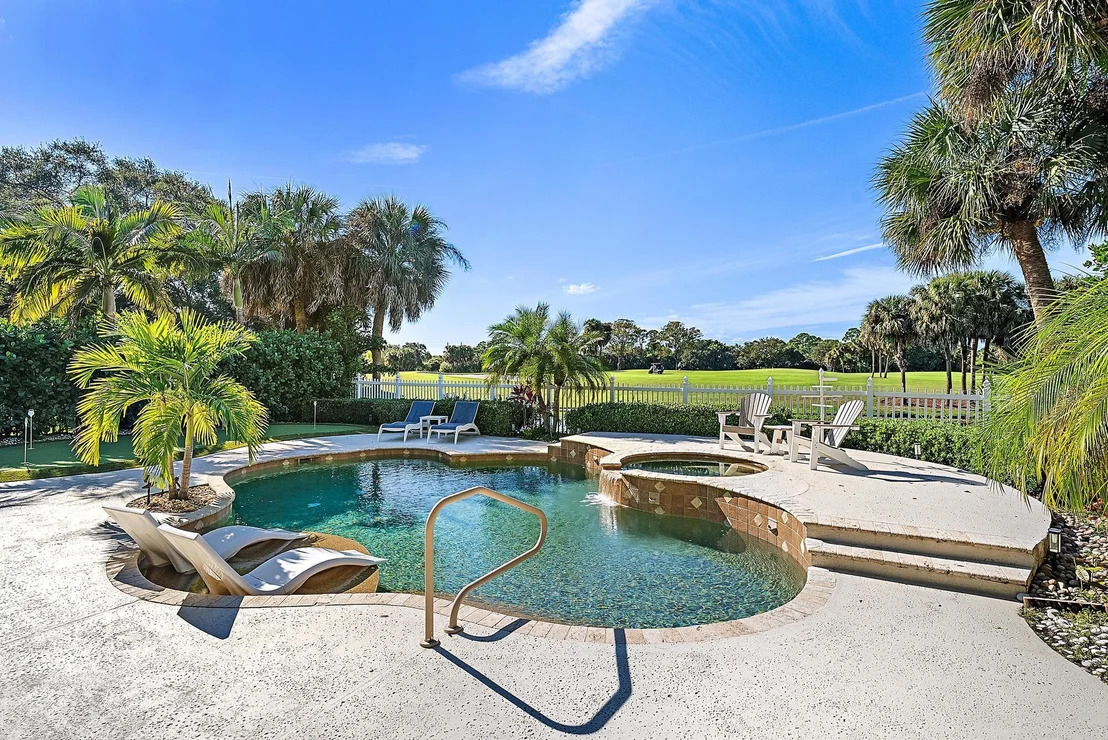 Photo of 206 Barbados Drive
