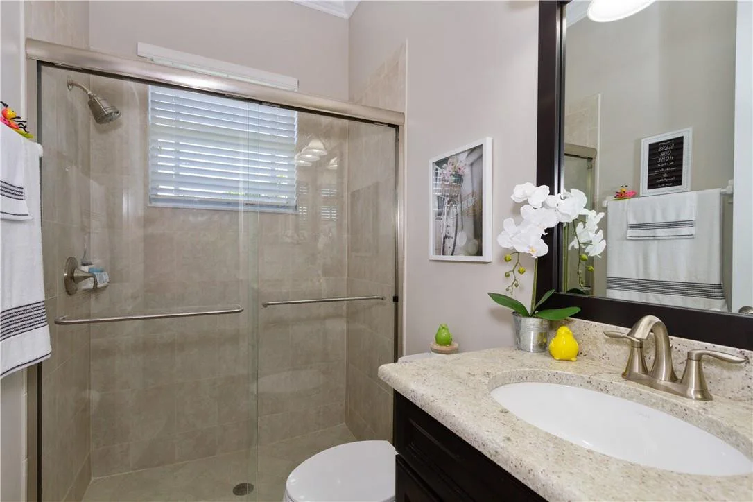 Photo of 10380 Peninsula Place