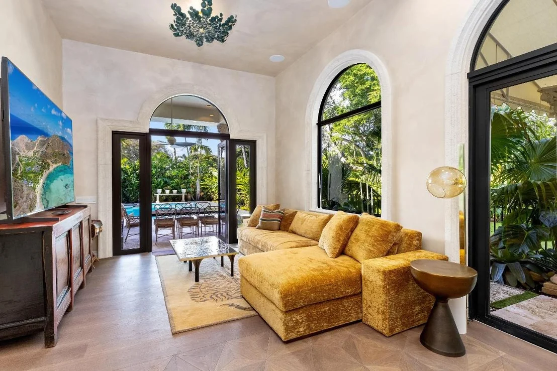 Photo of 422 Addison Park Lane