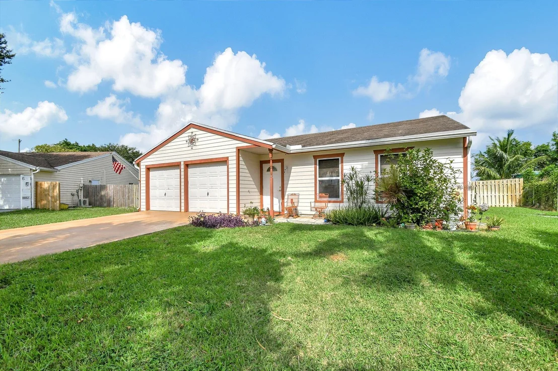 Photo of 7875 Canal Drive