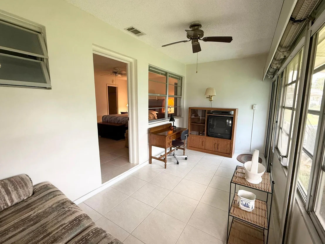 Photo of Unit B at 200 Pine Point Drive