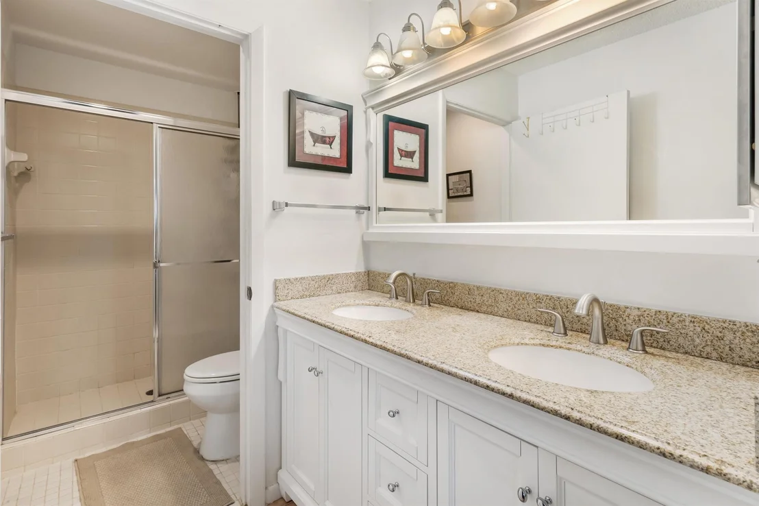 Photo of 12 Thurlow Drive