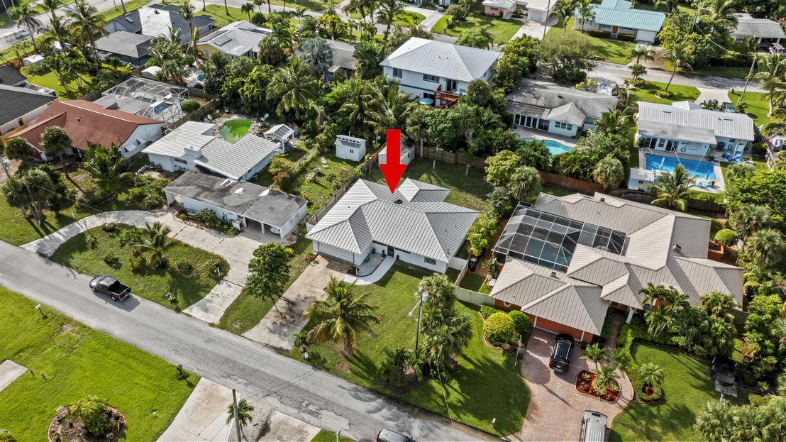 Photo of 1915 Eucalyptus Avenue