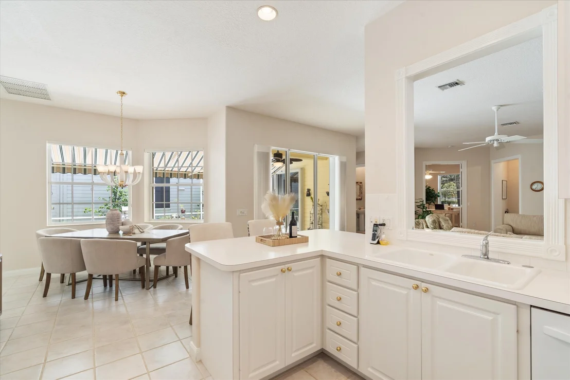 Photo of 122 Date Palm Drive