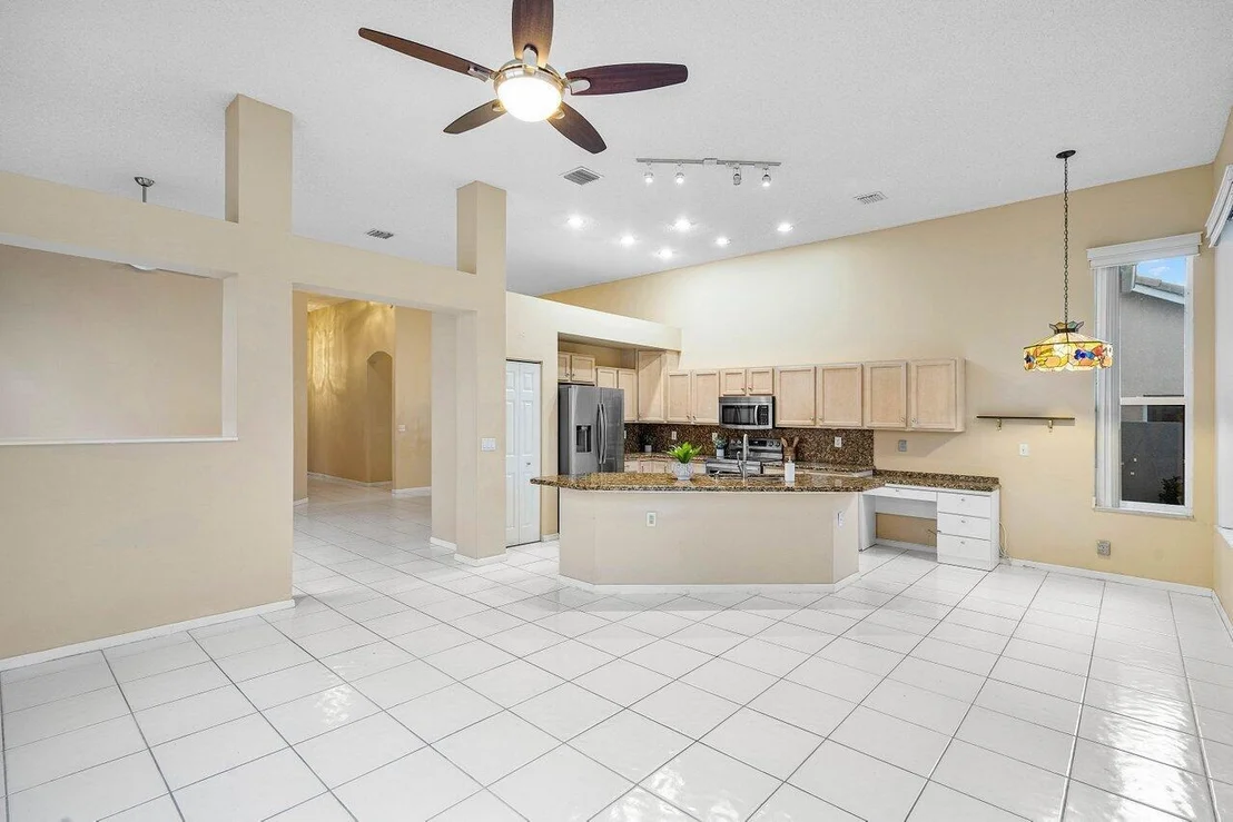 Photo of 5536 Grande Palm Circle
