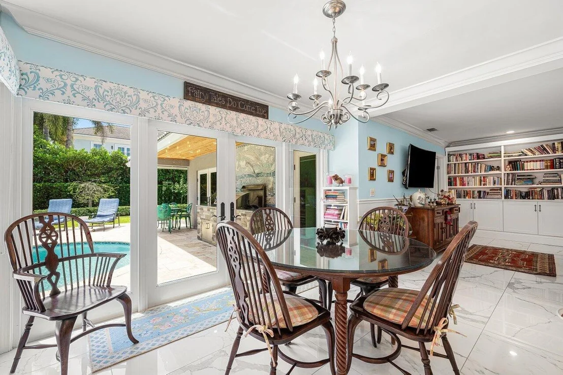 Photo of 2177 Areca Palm Road