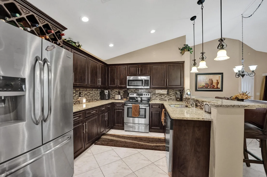 Photo of 165 Harbor Lake Circle