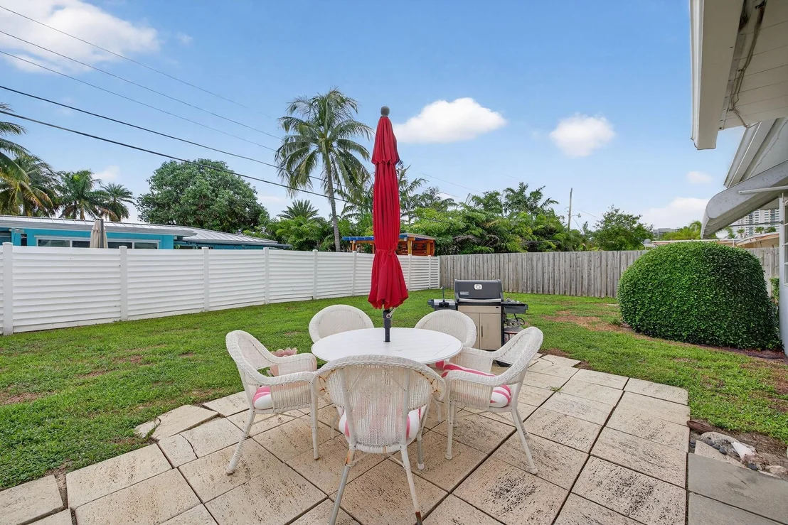 Photo of 2048 Coco Palm Place