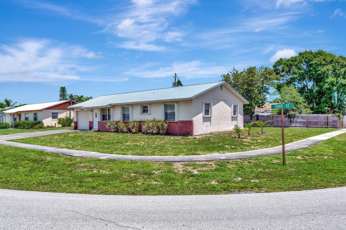 Photo of 1101 Sioux Street