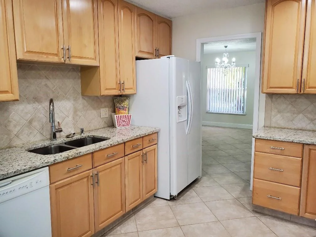 Photo of 7204 NW 43rd Street