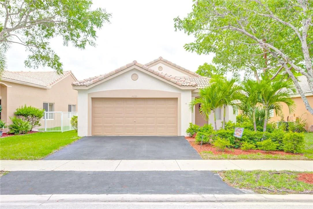Photo of 4033 Pine Ridge Lane