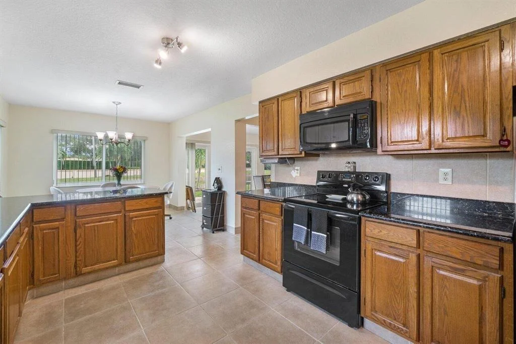 Photo of 10596 Pineada Circle
