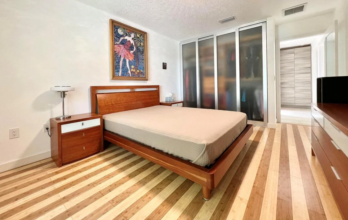 Photo of 214 River Park Drive