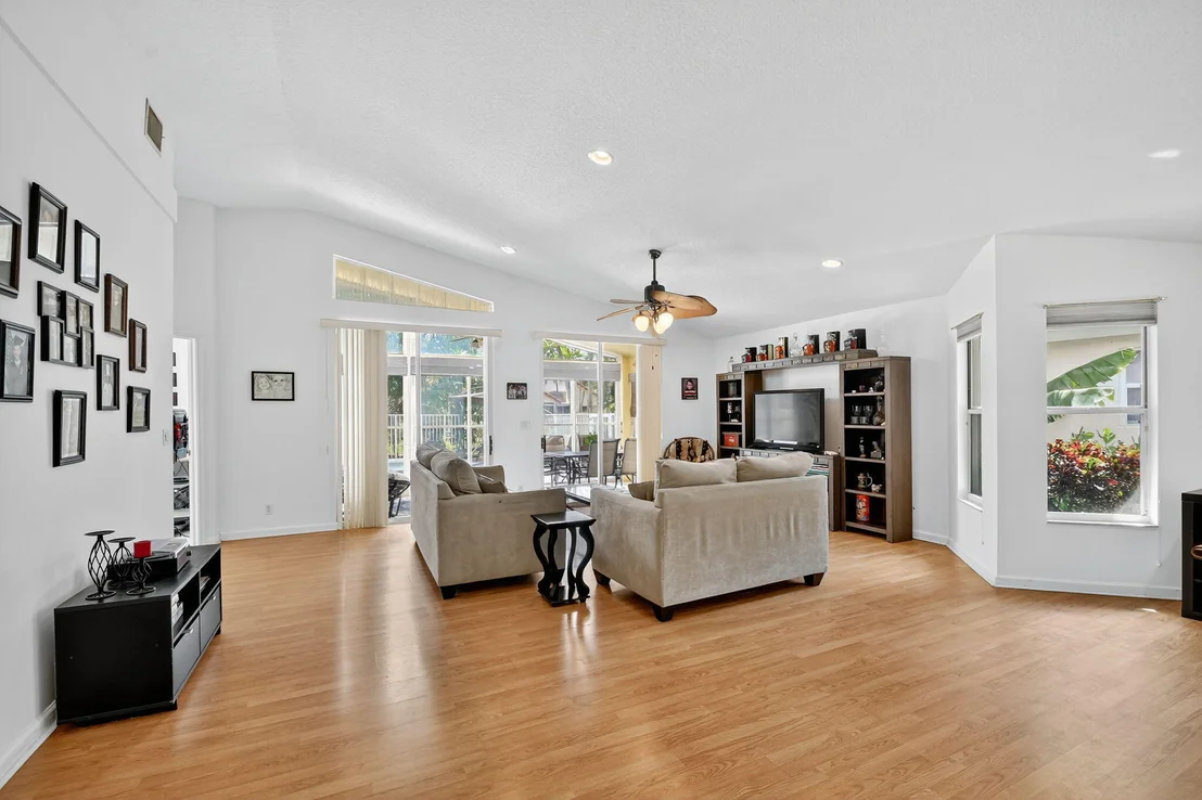 Photo of 2804 Waters Edge Circle