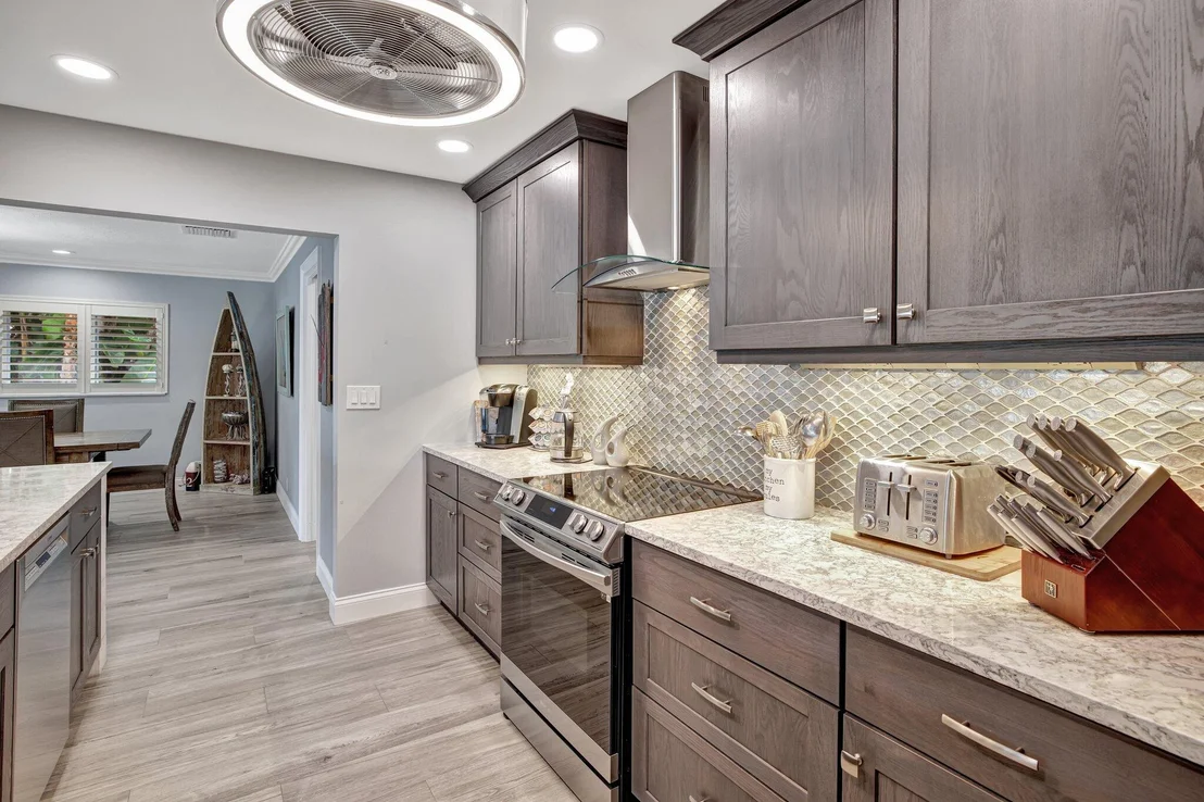 Photo of 330 SE 16th Avenue