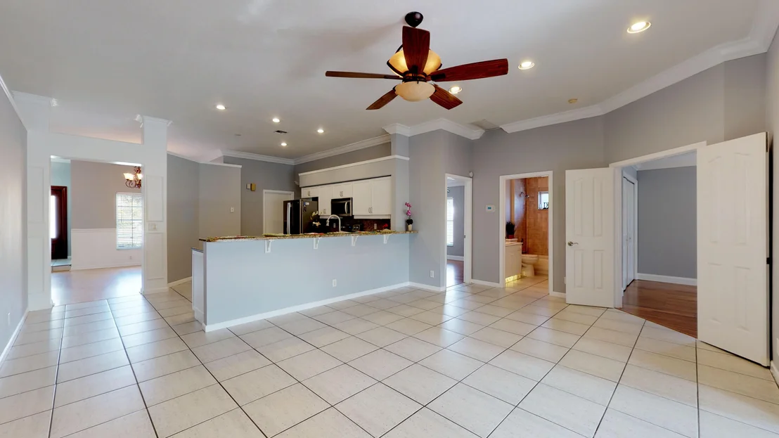 Photo of 6246 Leslie Street