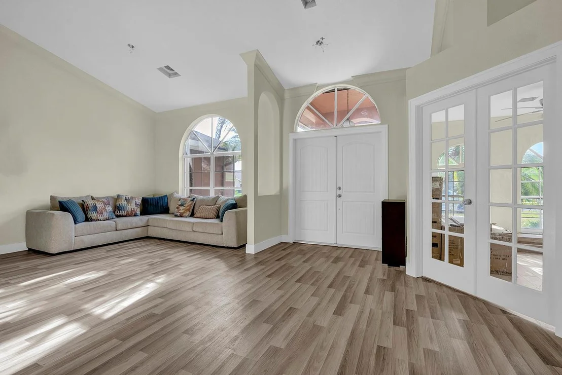 Photo of 1656 Grantham Drive