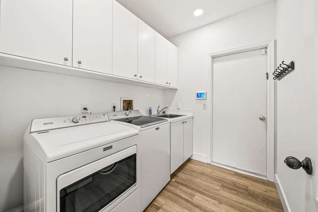 Photo of 230 Eagleton Estate Boulevard
