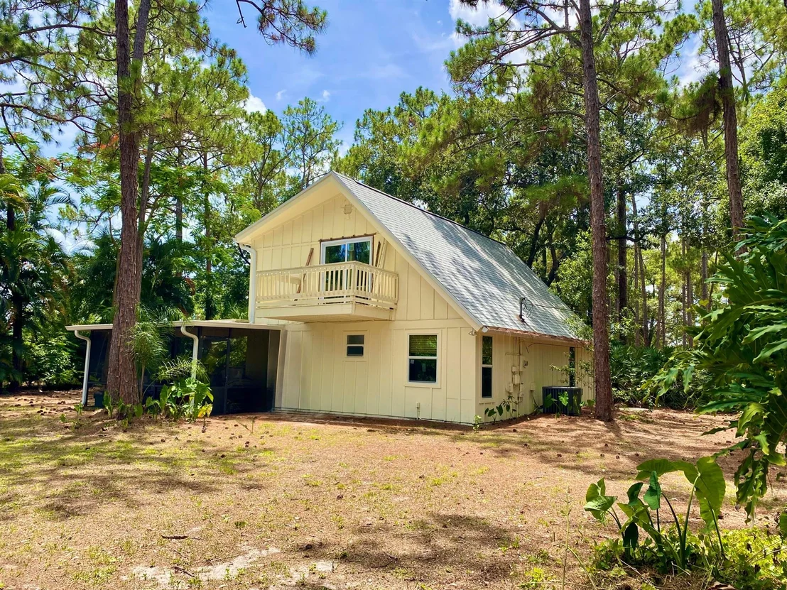 Photo of 16844 127 Drive N