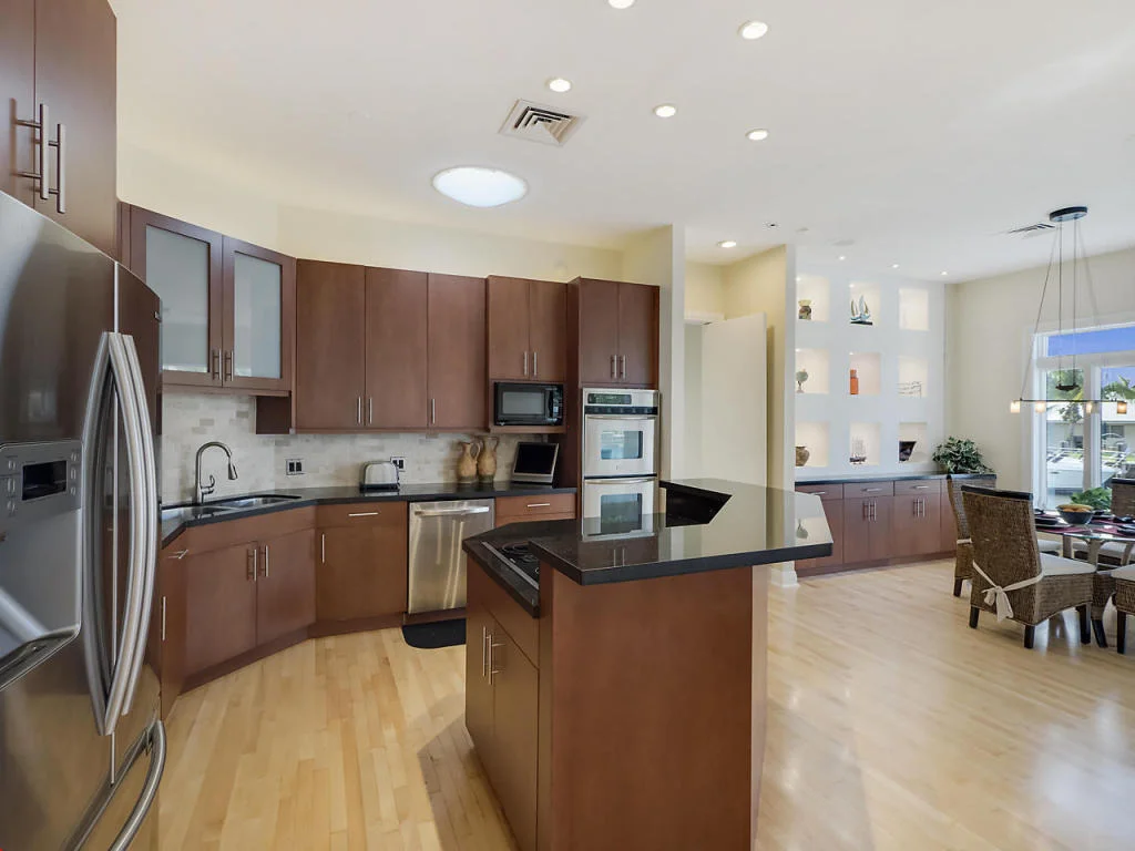 Photo of 939 Jasmine Drive