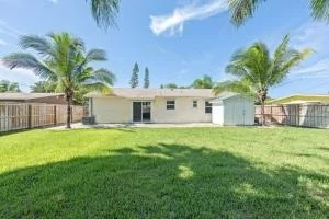 Photo of 804 W Apix Circle