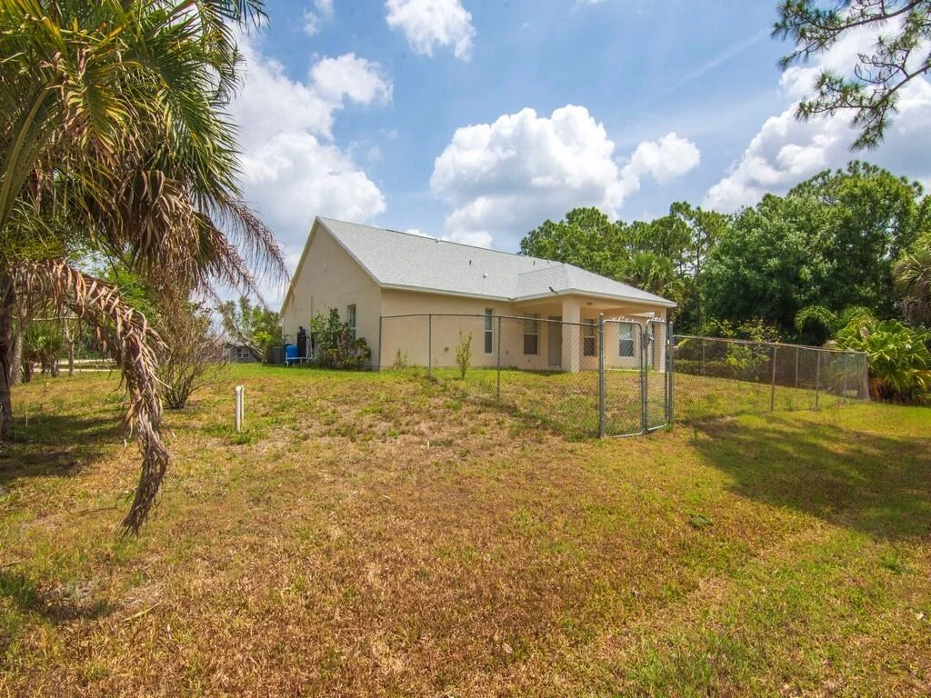 Photo of 9165 85th Place