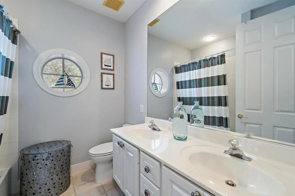 Photo of 120 Date Palm Drive