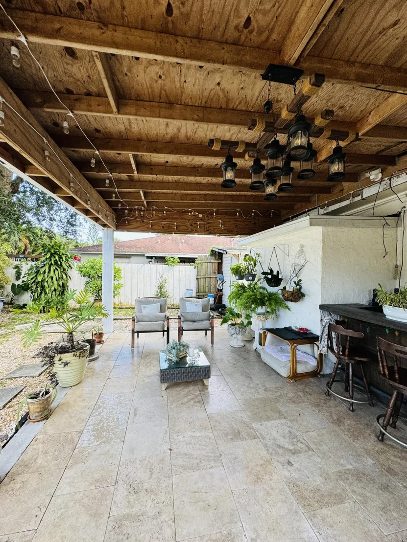 Photo of 1884 Kirk Rd