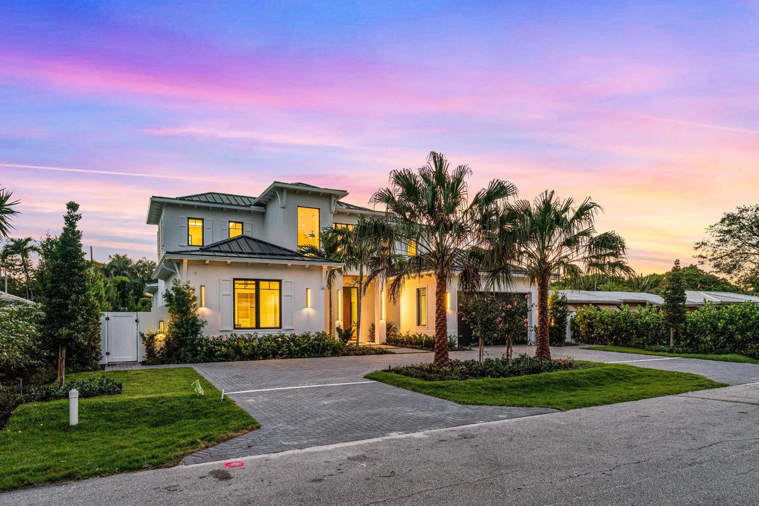Photo of 720 NW 3rd Avenue