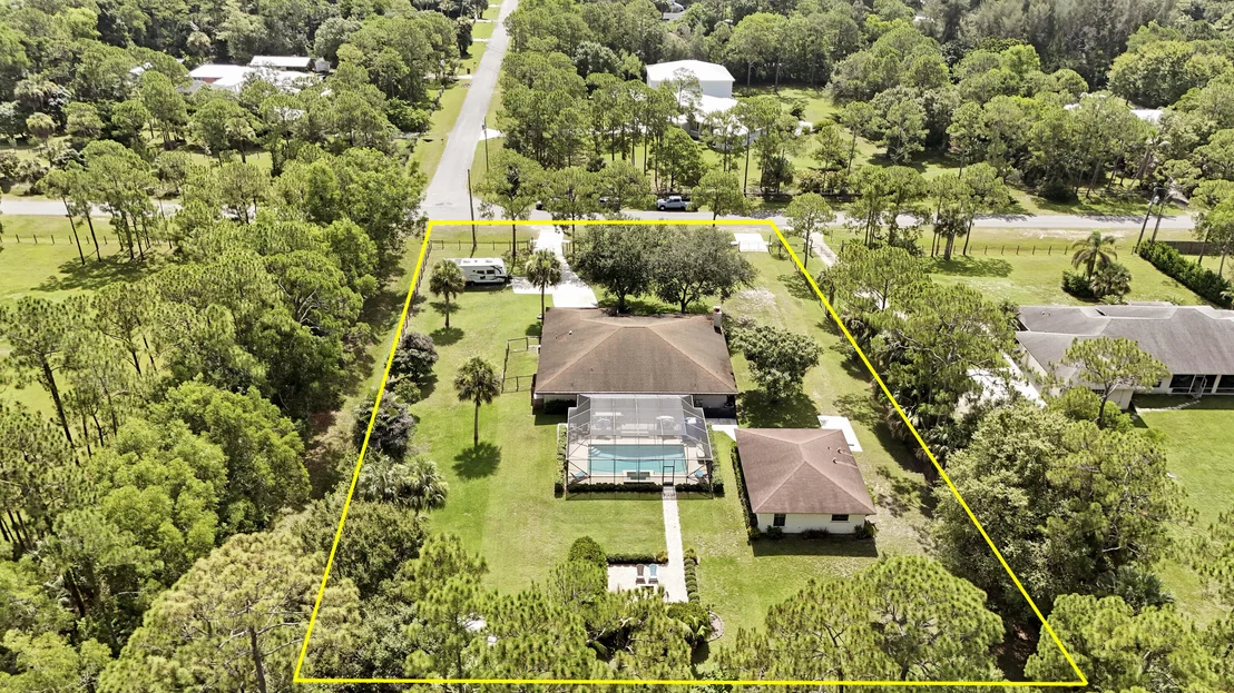 Photo of 15421 110th Avenue N