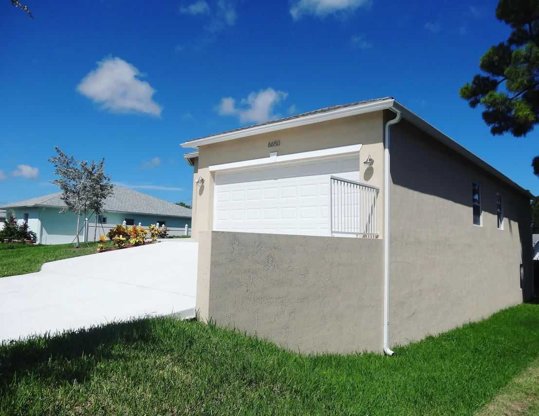Photo of 6650 Westview Drive