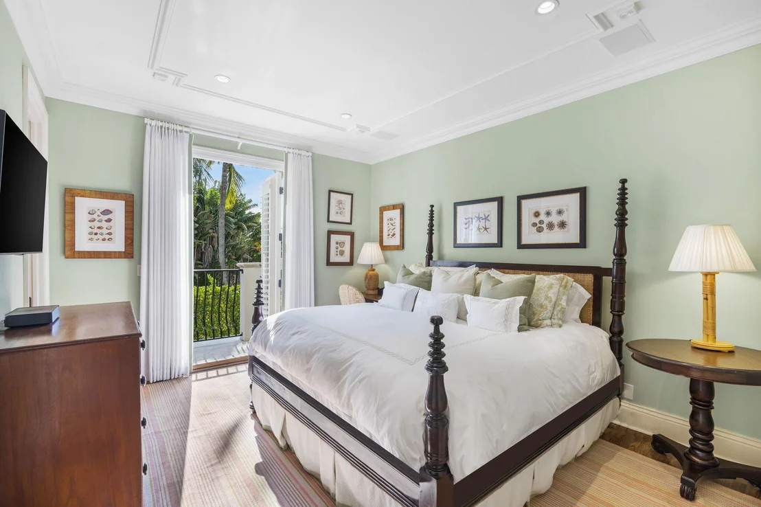 Photo of 224 Barton Avenue