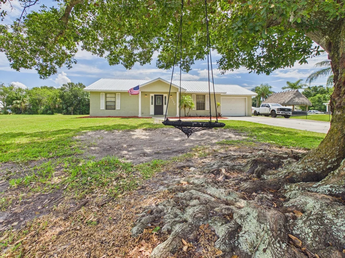 Photo of 1150 SW 85TH Way