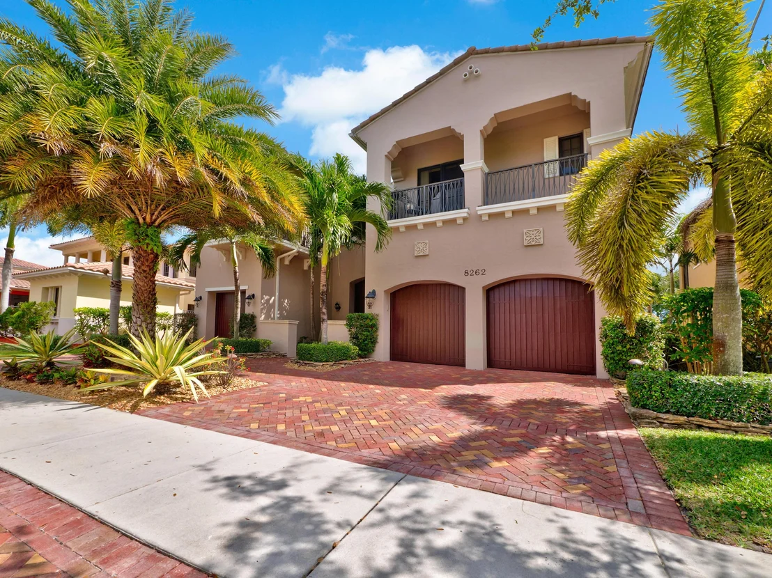 Photo of 8262 Emerald Avenue