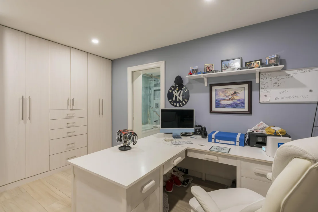 Photo of 851 SE 5th Avenue