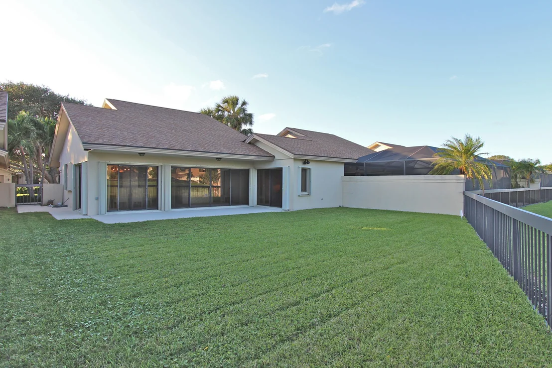 Photo of 221 River Park Drive
