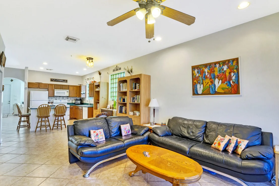 Photo of 1106 Rialto Drive