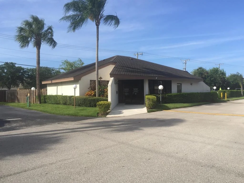 Photo of Unit 807 at 950 S Kanner Highway